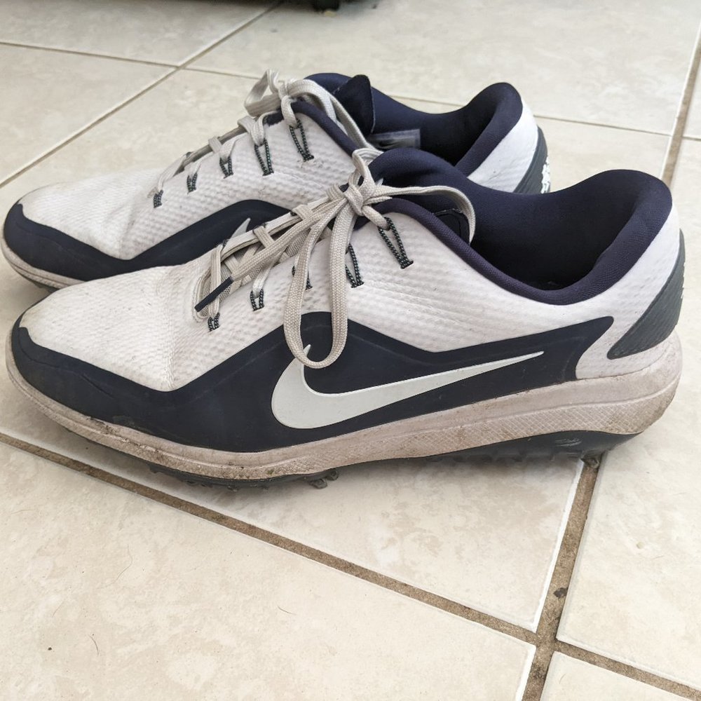 Mens Nike React Golf Shoes sz 9